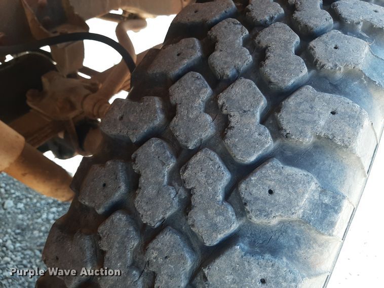 image for item EB9784 1976 Chevrolet Custom Deluxe 20  pickup truck