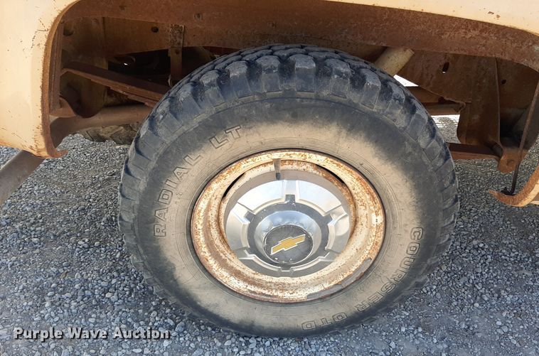 image for item EB9784 1976 Chevrolet Custom Deluxe 20  pickup truck