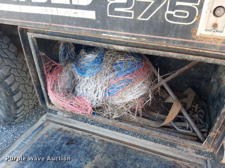 image for item EB9785 1991 Dodge Ram 250  bale bed pickup truck