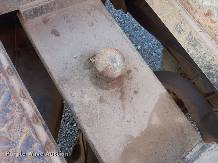 image for item EB9785 1991 Dodge Ram 250  bale bed pickup truck