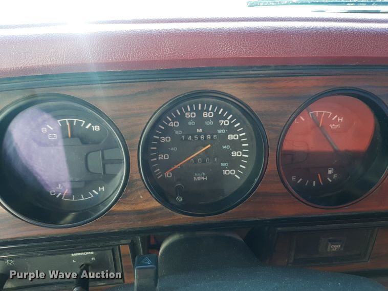 image for item EB9785 1991 Dodge Ram 250  bale bed pickup truck