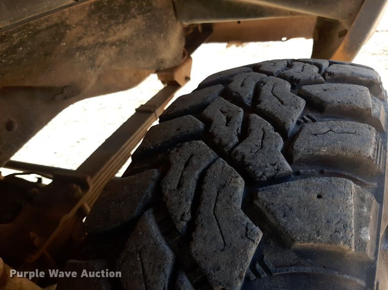 image for item EB9785 1991 Dodge Ram 250  bale bed pickup truck