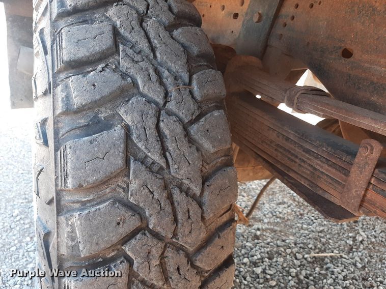 image for item EB9785 1991 Dodge Ram 250  bale bed pickup truck