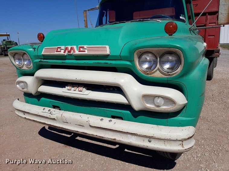 image for item EB9786 1959 GMC 370  grain truck