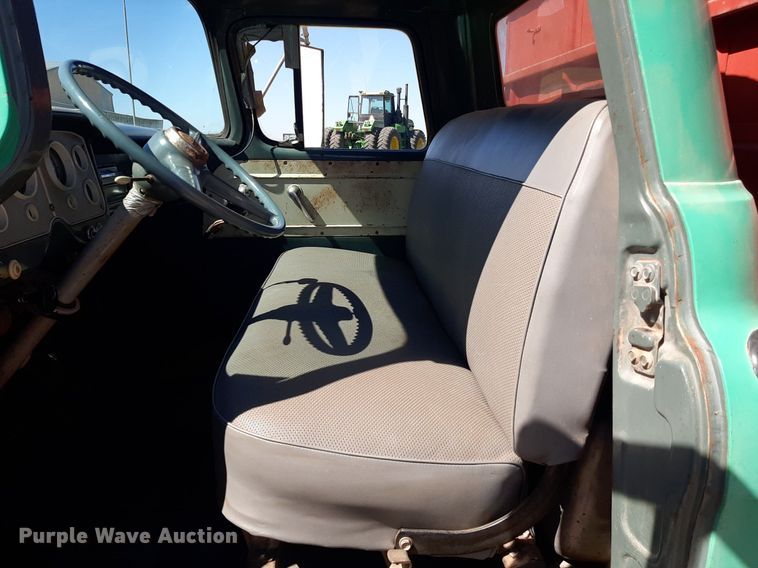 image for item EB9786 1959 GMC 370  grain truck