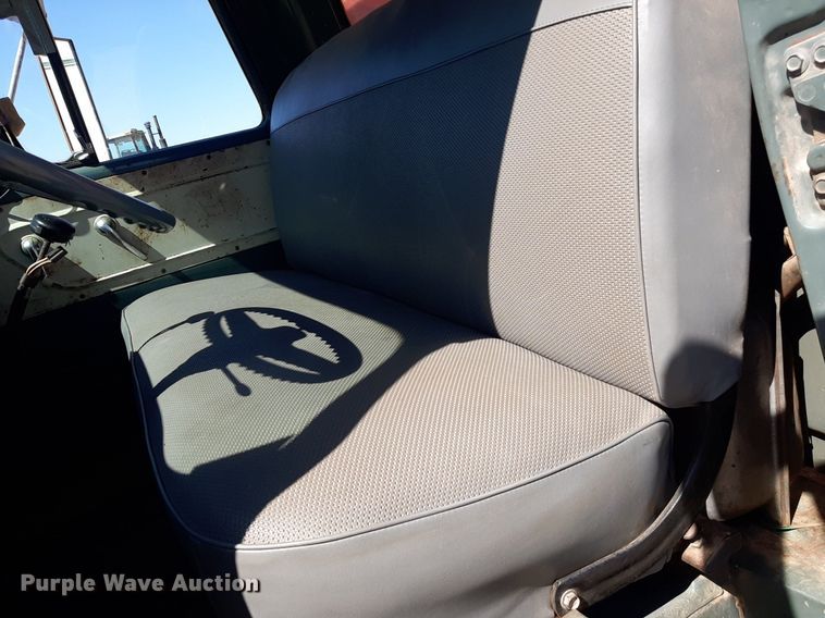 image for item EB9786 1959 GMC 370  grain truck