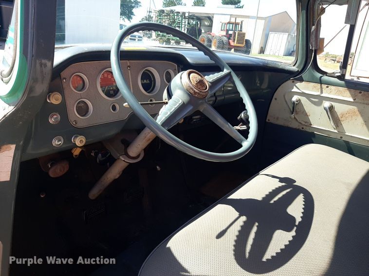 image for item EB9786 1959 GMC 370  grain truck