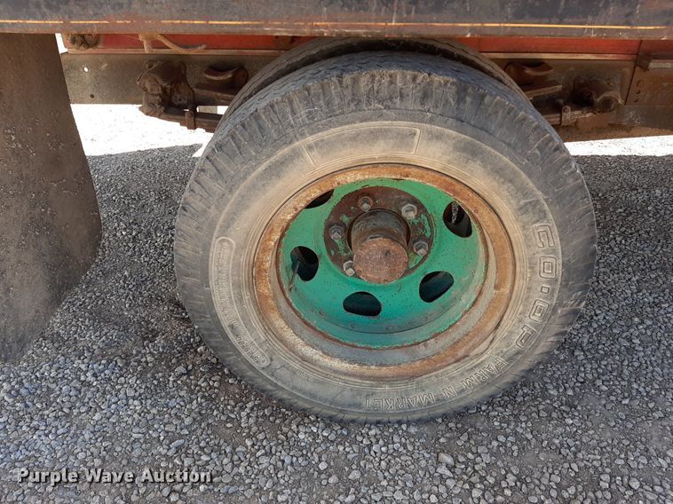 image for item EB9786 1959 GMC 370  grain truck