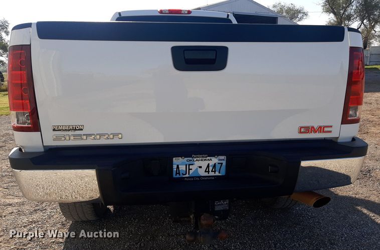 image for item EB9791 2013 GMC Sierra 2500HD  Ext. Cab pickup truck