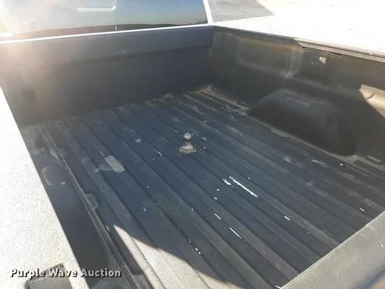 image for item EB9791 2013 GMC Sierra 2500HD  Ext. Cab pickup truck