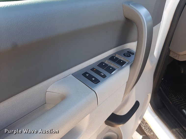 image for item EB9791 2013 GMC Sierra 2500HD  Ext. Cab pickup truck