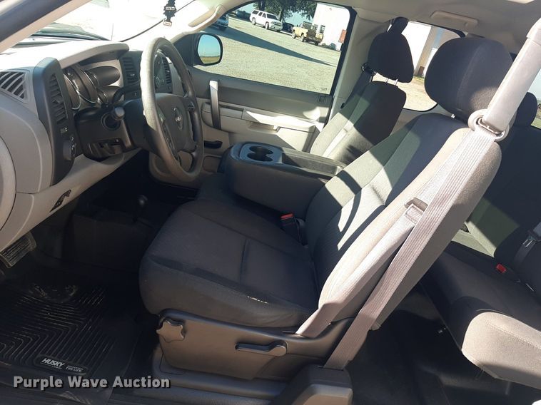 image for item EB9791 2013 GMC Sierra 2500HD  Ext. Cab pickup truck