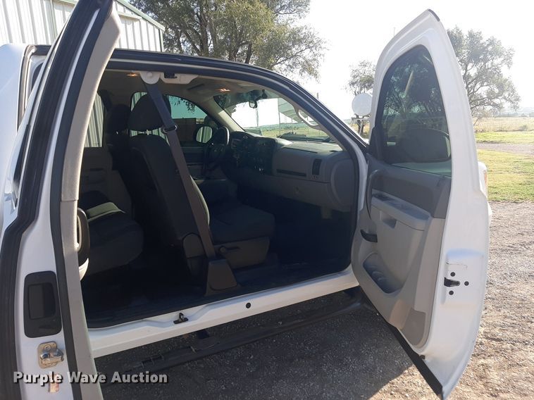 image for item EB9791 2013 GMC Sierra 2500HD  Ext. Cab pickup truck