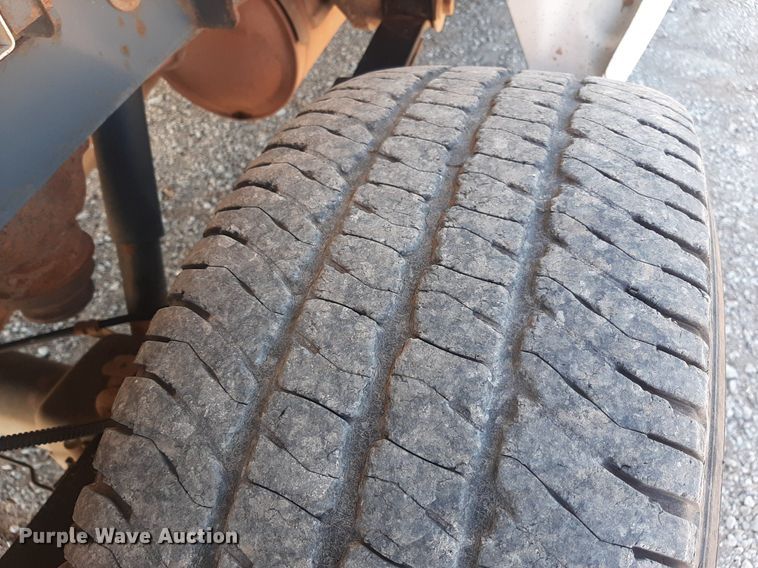 image for item EB9791 2013 GMC Sierra 2500HD  Ext. Cab pickup truck