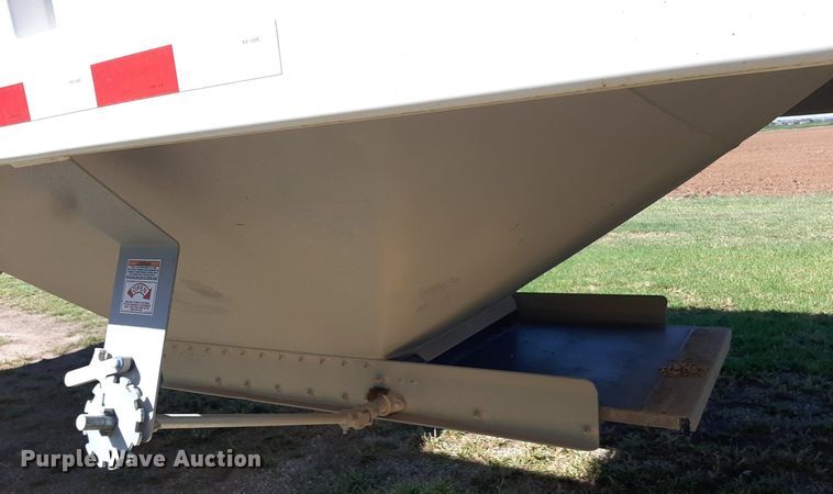 image for item EB9793 2015 Jet Company  grain trailer