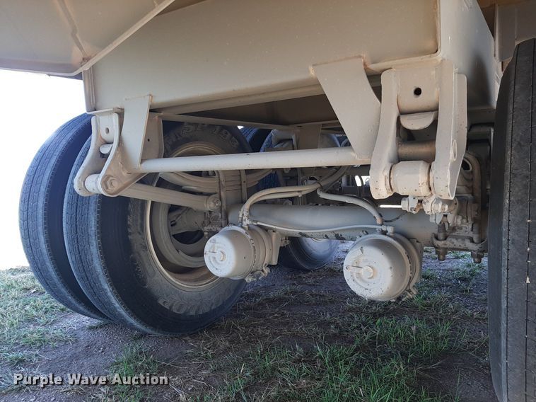 image for item EB9793 2015 Jet Company  grain trailer