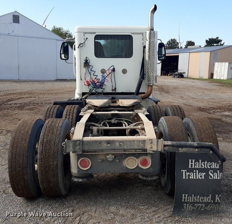 image for item EB9794 2007 International 9400  semi truck