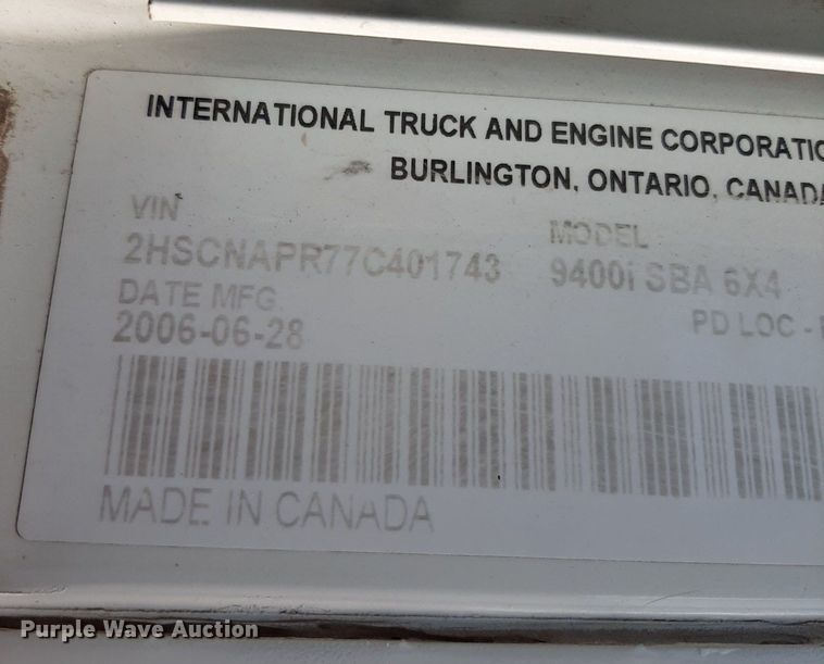 image for item EB9794 2007 International 9400  semi truck