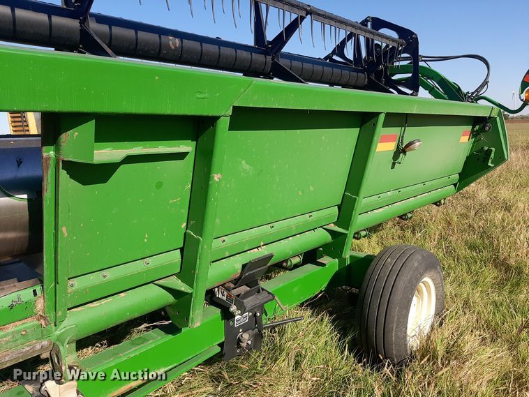 image for item EB9795 John Deere 630F  flex head