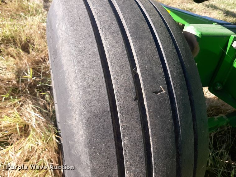 image for item EB9795 John Deere 630F  flex head