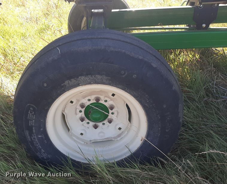 image for item EB9795 John Deere 630F  flex head