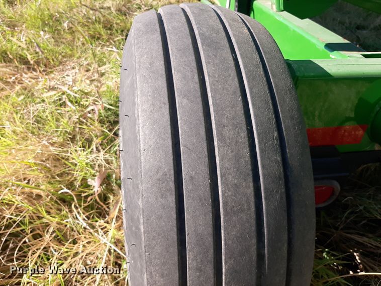 image for item EB9795 John Deere 630F  flex head