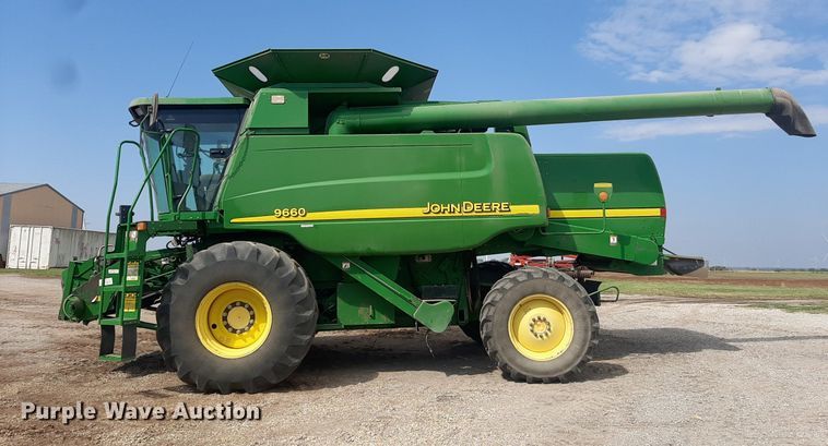image for item EB9796 2005 John Deere 9660  RWA combine