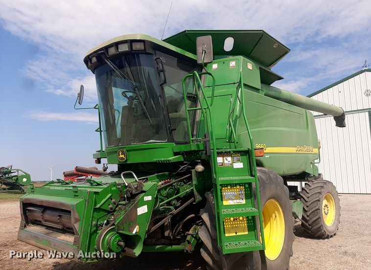 image for item EB9796 2005 John Deere 9660  RWA combine
