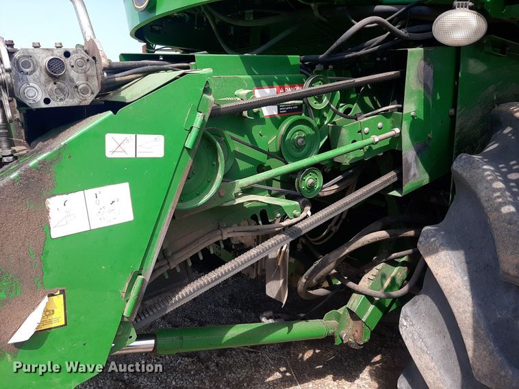 image for item EB9796 2005 John Deere 9660  RWA combine