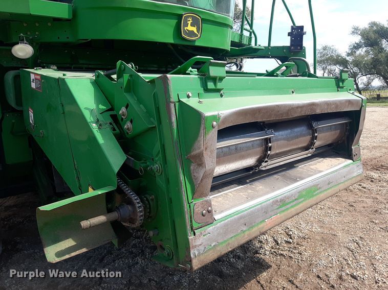 image for item EB9796 2005 John Deere 9660  RWA combine