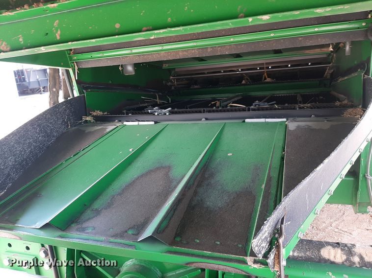 image for item EB9796 2005 John Deere 9660  RWA combine