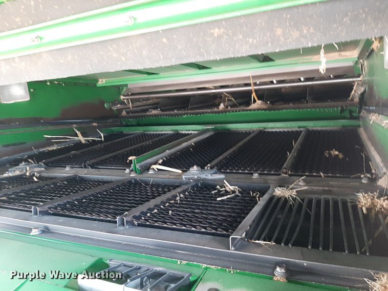 image for item EB9796 2005 John Deere 9660  RWA combine