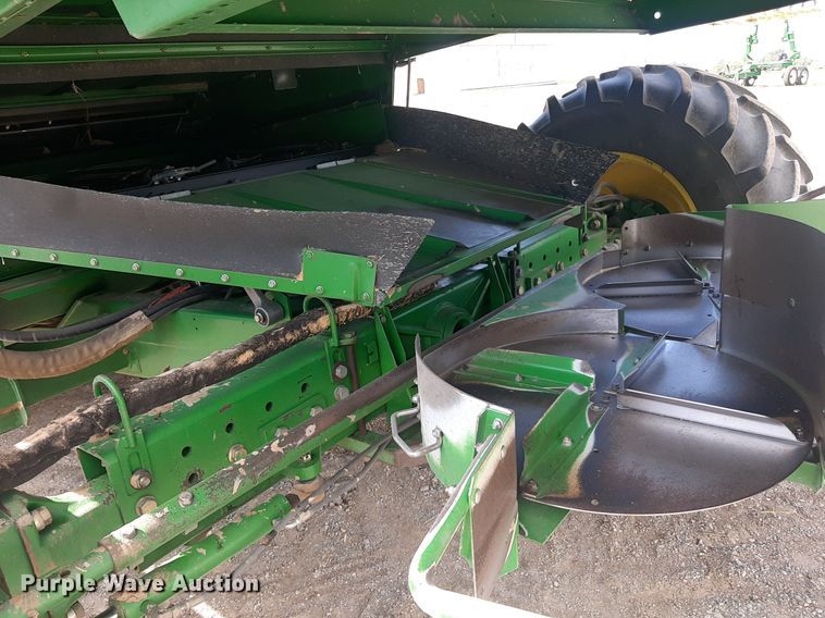 image for item EB9796 2005 John Deere 9660  RWA combine