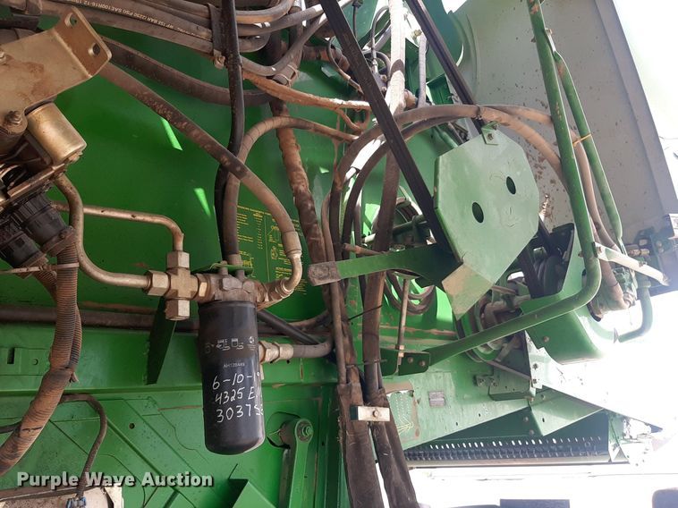 image for item EB9796 2005 John Deere 9660  RWA combine