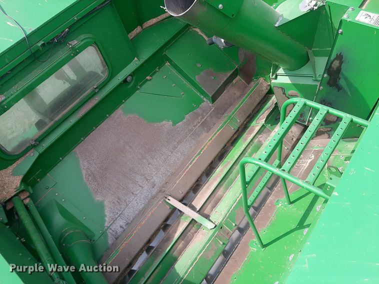 image for item EB9796 2005 John Deere 9660  RWA combine