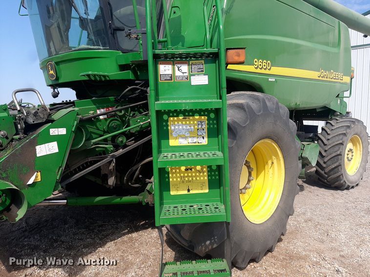image for item EB9796 2005 John Deere 9660  RWA combine