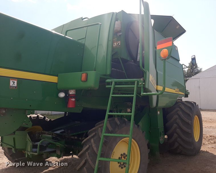 image for item EB9796 2005 John Deere 9660  RWA combine