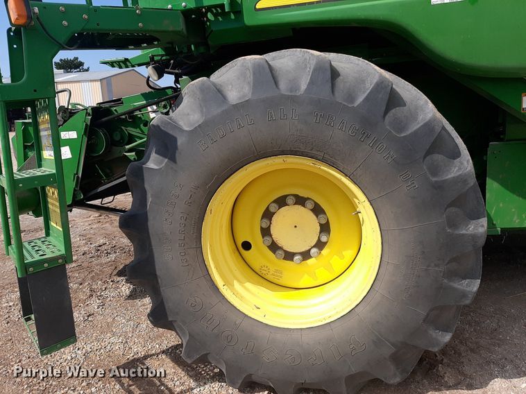 image for item EB9796 2005 John Deere 9660  RWA combine