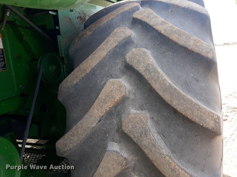 image for item EB9796 2005 John Deere 9660  RWA combine