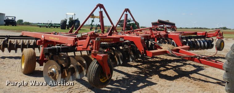 image for item EB9797 Sunflower 1434  tandem disk