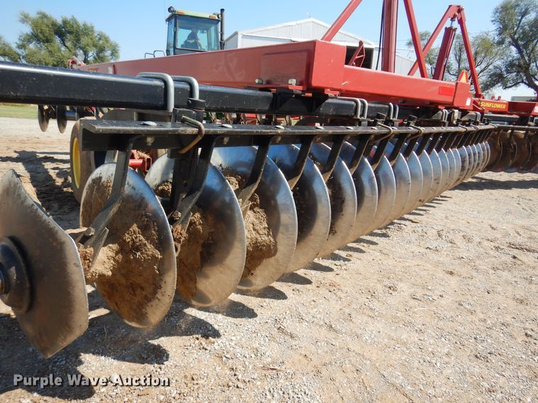 image for item EB9797 Sunflower 1434  tandem disk