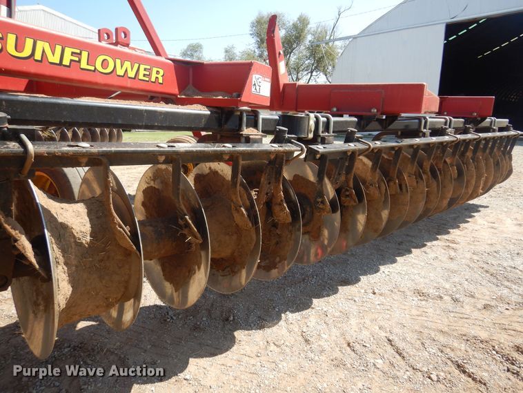 image for item EB9797 Sunflower 1434  tandem disk