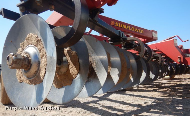 image for item EB9797 Sunflower 1434  tandem disk