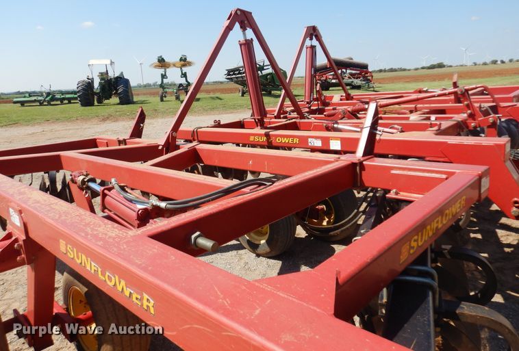 image for item EB9797 Sunflower 1434  tandem disk