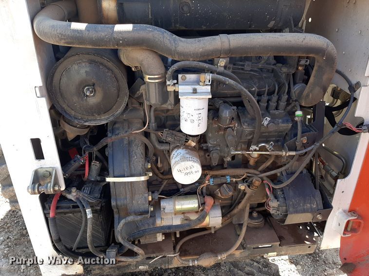 image for item EB9798 2004 Bobcat S250 Turbo  skid steer loader