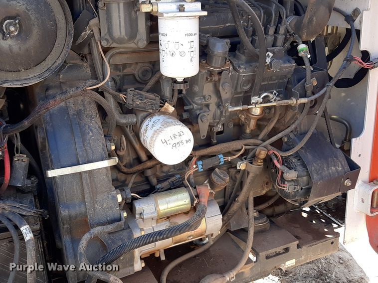 image for item EB9798 2004 Bobcat S250 Turbo  skid steer loader