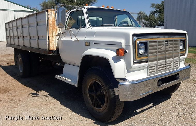 image for item EB9801 1982 Chevrolet 70  grain truck