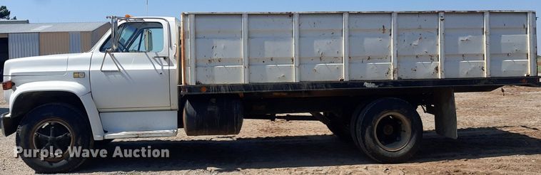 image for item EB9801 1982 Chevrolet 70  grain truck