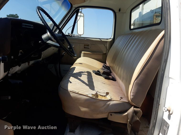 image for item EB9801 1982 Chevrolet 70  grain truck