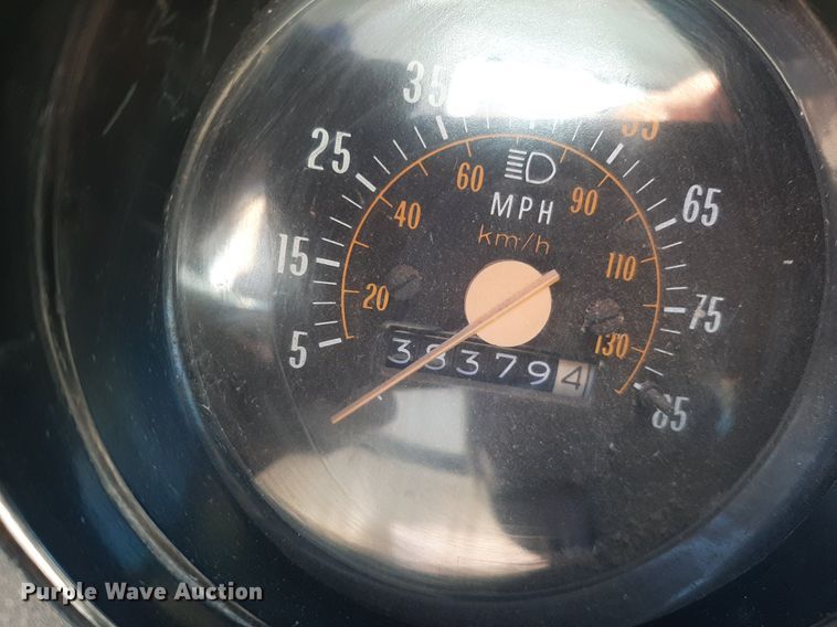 image for item EB9801 1982 Chevrolet 70  grain truck